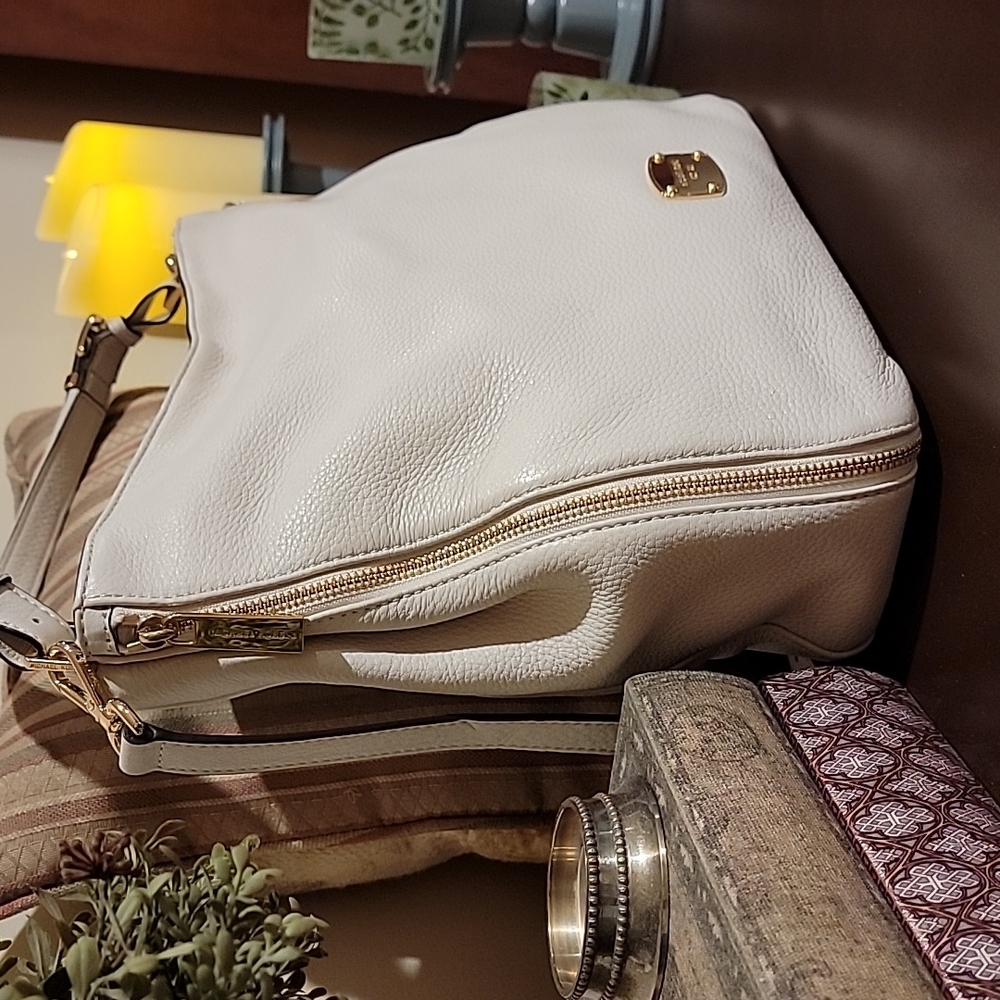 Michael Kors Leather Handbag Purse